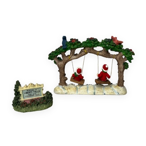 Vintage The Liberty Falls‎ Welcome Marquee Town Sign Population Children Swing - Picture 2 of 5